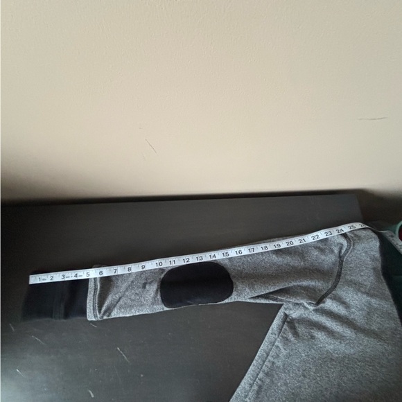 Lululemon Sz 6 Gratitude Wrap Static Charcoal Purple Lining - Picture 13 of 14